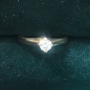14K gold & 1/4 carat diamond solitaire ring